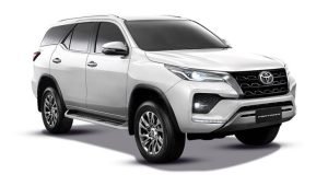 Toyota-Fortuner-.jpg